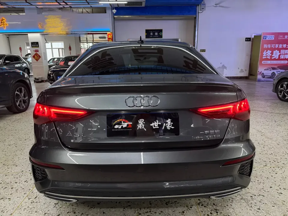 Audi A3 Audi A3 2023 A3L Limousine 35 TFSI Stylish Sports 2023 — миниатюра 2