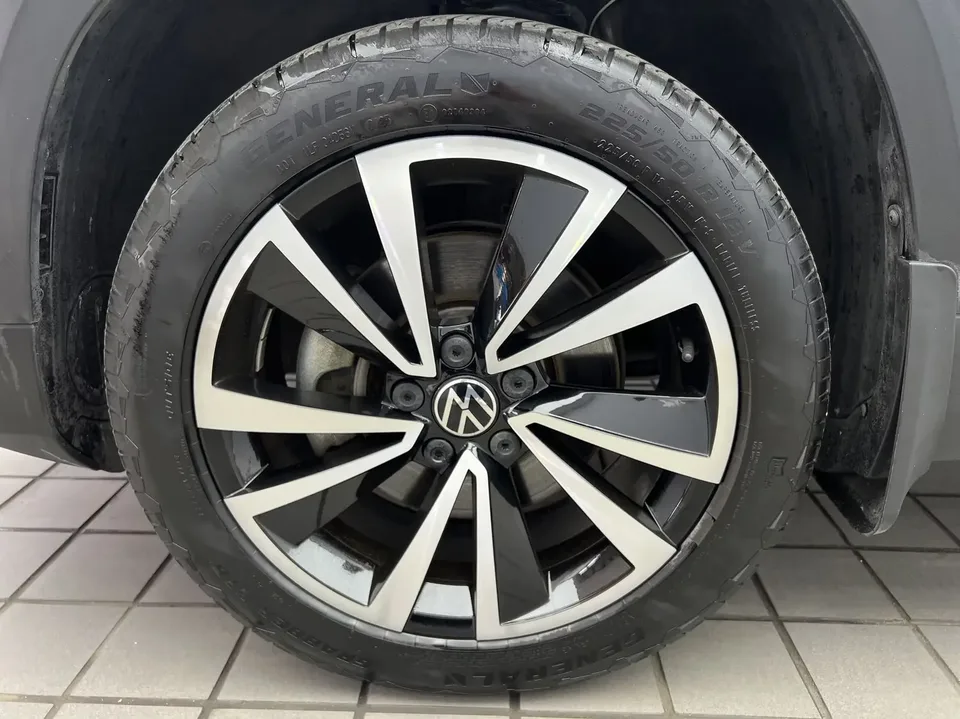 Volkswagen Tharu tuyue 2022 280TSI 2WD Deluxe Edition 2023 — thumbnail 4
