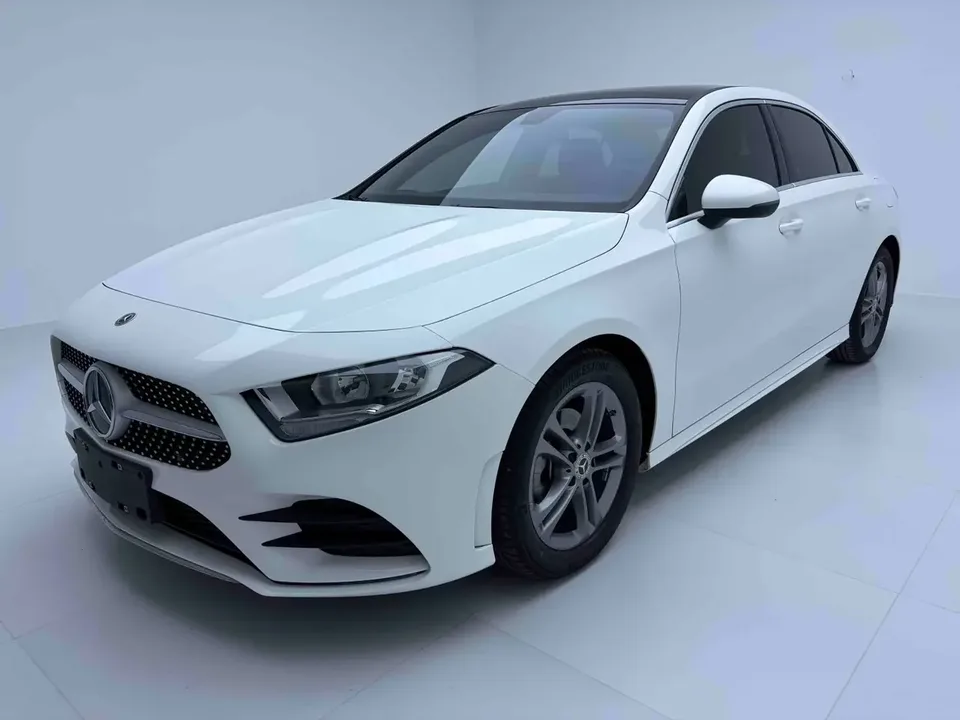 Mercedes-Benz Klasa A Mercedes Benz A Class 2022 A 180L 2023 — photo 1, buy with delivery to Moscow