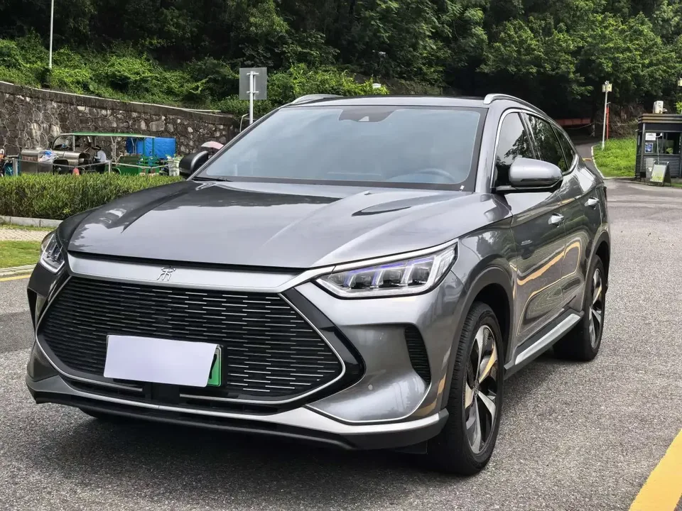 BYD Song PLUS DM Song PLUS DM 2021 DM-i 110KM 2WD Flagship 2022 — photo 1, buy with delivery to Moscow