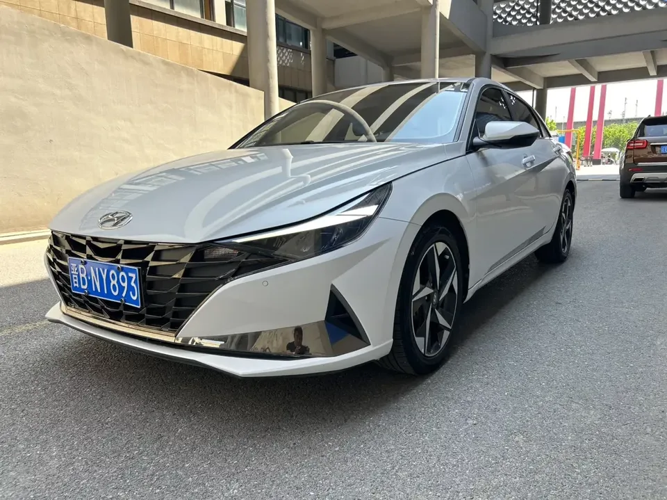 Hyundai Elantra Elantra 2023 1.5L CVT GLX Elite Edition 2023 — photo 1, buy with delivery to Moscow