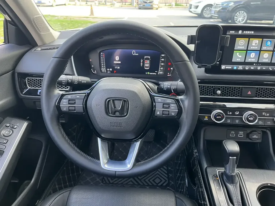 Honda Integra Style 2023 240TURBO CVT Deluxe Edition 2024 — thumbnail 4