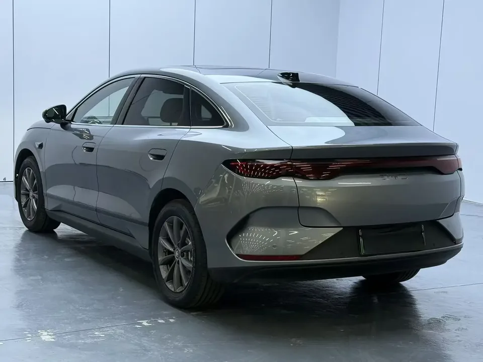 BYD Qin L EV Qin L EV 2025 470KM Leading Model 2025 — thumbnail 5