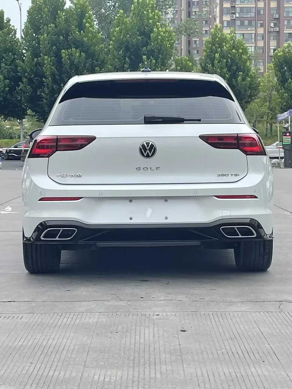 Volkswagen Golf golf 2023 280TSI DSG R-Line Lite 2023 — thumbnail 2