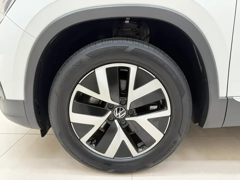 Volkswagen Tayron Tanyue 2023 280TSI 2WD Luxury Plus Advanced Edition 2023 — thumbnail 4
