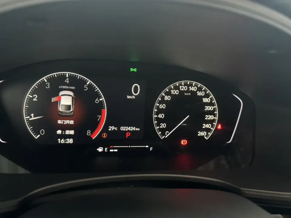 Honda CIVIC Civic 2023 HATCHBACK 240TURBO CVT Extreme Edition 2024 — thumbnail 3