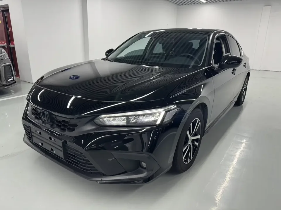 Honda CIVIC Civic 2023 HATCHBACK 240TURBO CVT Extreme Edition 2024 — photo 1, buy with delivery to Moscow