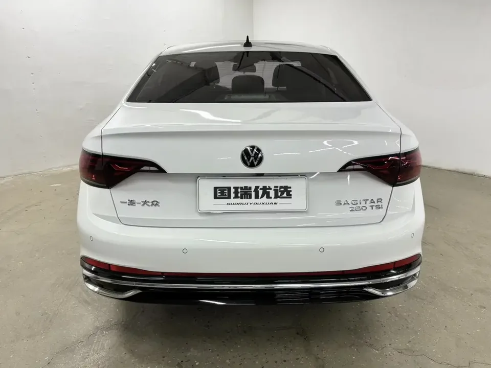 Volkswagen Sagitar Sagitar 2023 280TSI DSG Beyond Edition 2022 — thumbnail 2