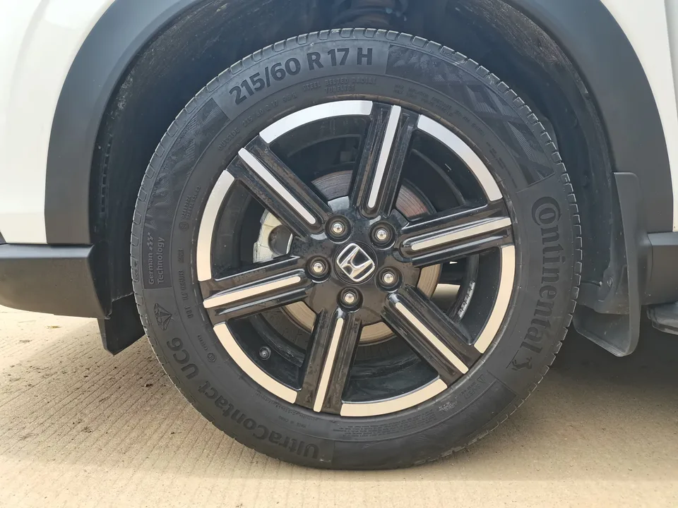Honda VEZEL Binzhi 2023 1.5L CVT Technology Edition 2023 — thumbnail 4