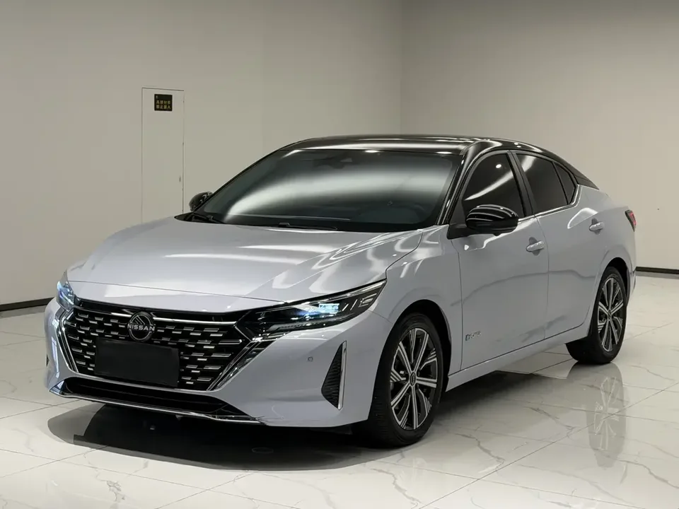 Nissan Sylphy Sylphy 2023 Ultra Hybrid Electric Drive Ultra Luxury 2023 — photo 1, buy with delivery to Moscow