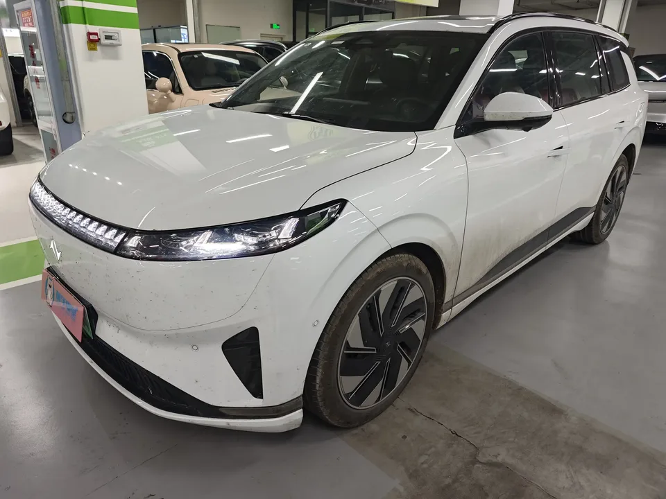 Dongfeng Yipai 008 Yipai 008 2024 210Max Extended Range 6-seater 2024 — photo 1, buy with delivery to Moscow