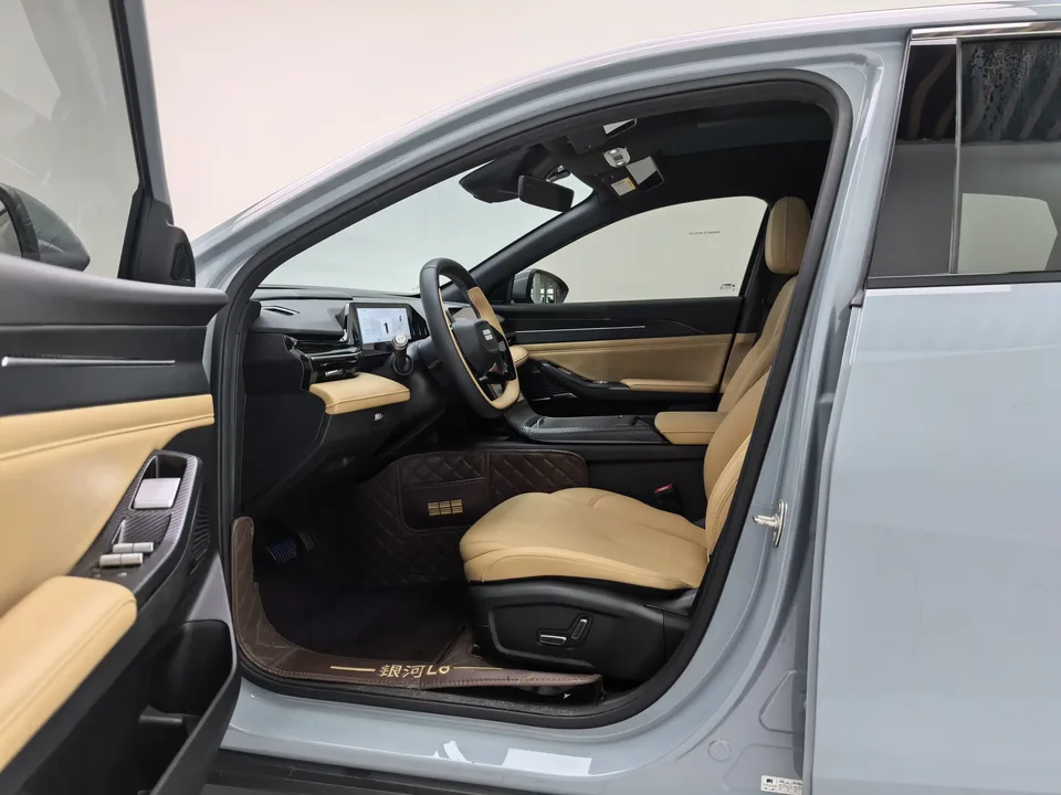 Geely Galaxy L6 Galaxy L6 2023 1.5T DHT 125km Starship 2024 — thumbnail 5