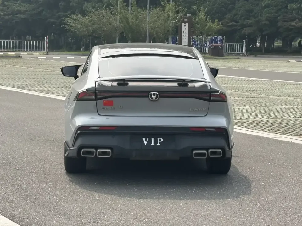 Changan UNI-V Changan UNI-V 2024 1.5T Premium 2024 — thumbnail 5