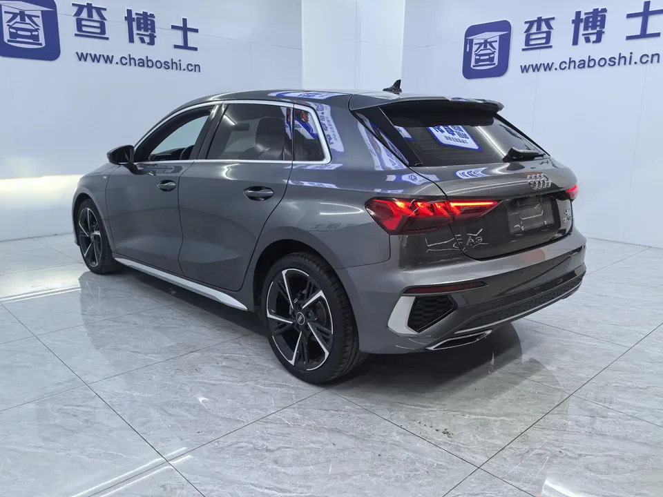 Audi A3 Audi A3 2023 Sportback 35 TFSI Stylish and sporty 2023 — thumbnail 4