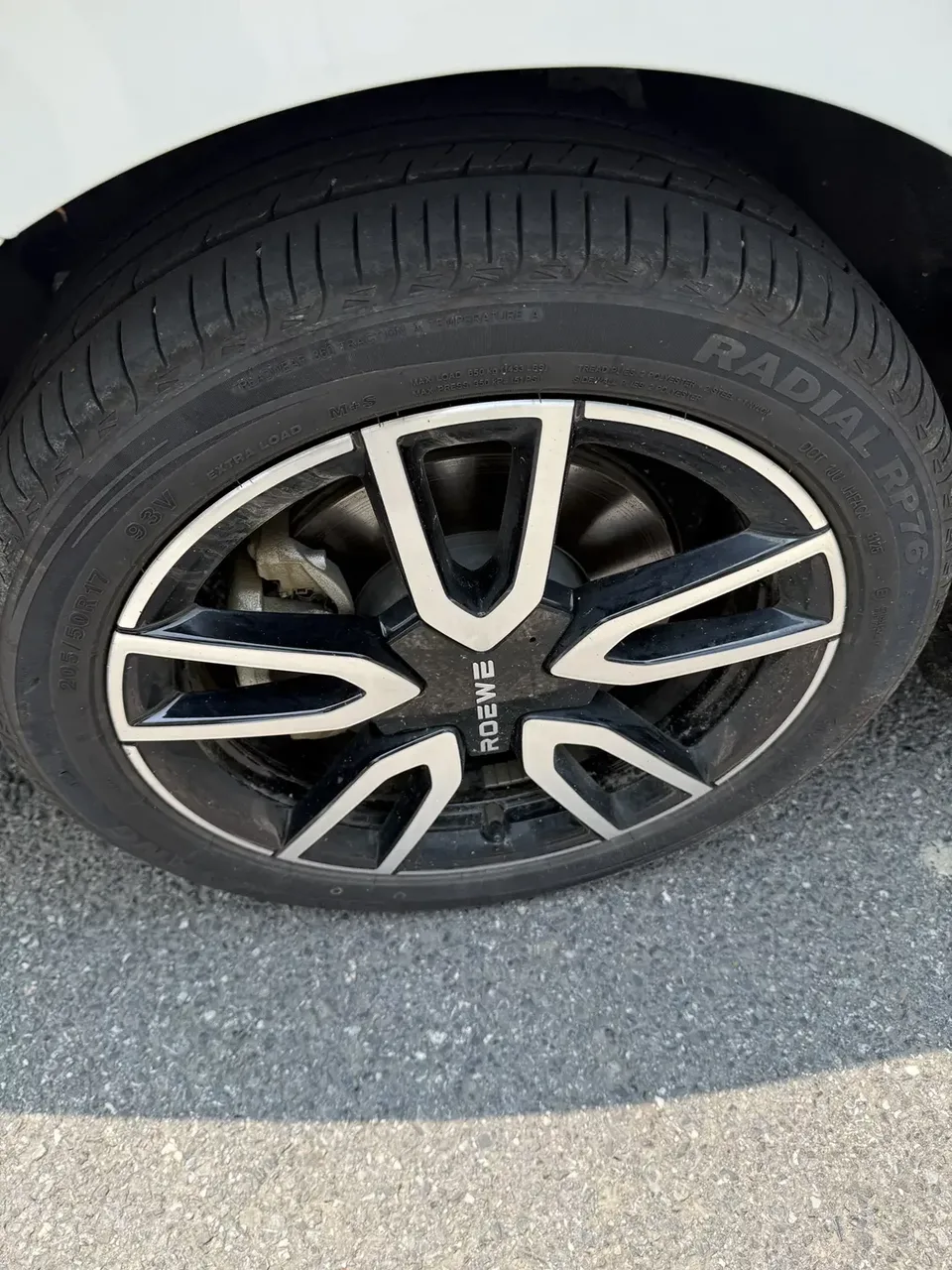 Roewe D6 Roewe D6 2025 520km Comfort Edition 2025 — thumbnail 3