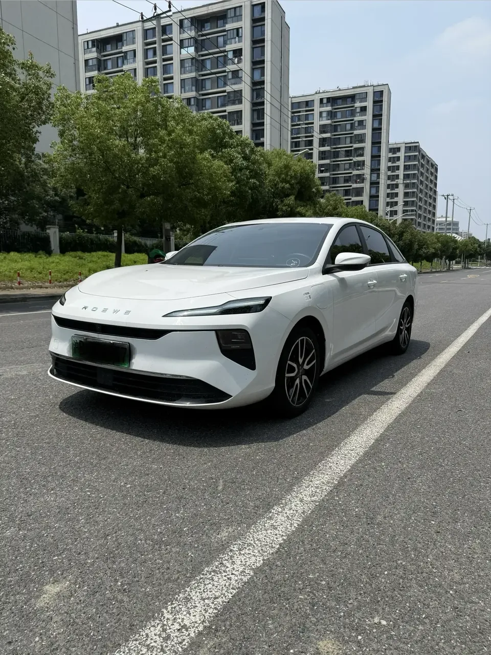 Roewe D6 Roewe D6 2025 520km Comfort Edition 2025 — photo 1, buy with delivery to Moscow