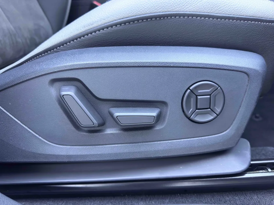 Audi Q3 Audi Q3 2023 35 TFSI Stylish Dynamic 2023 — thumbnail 4