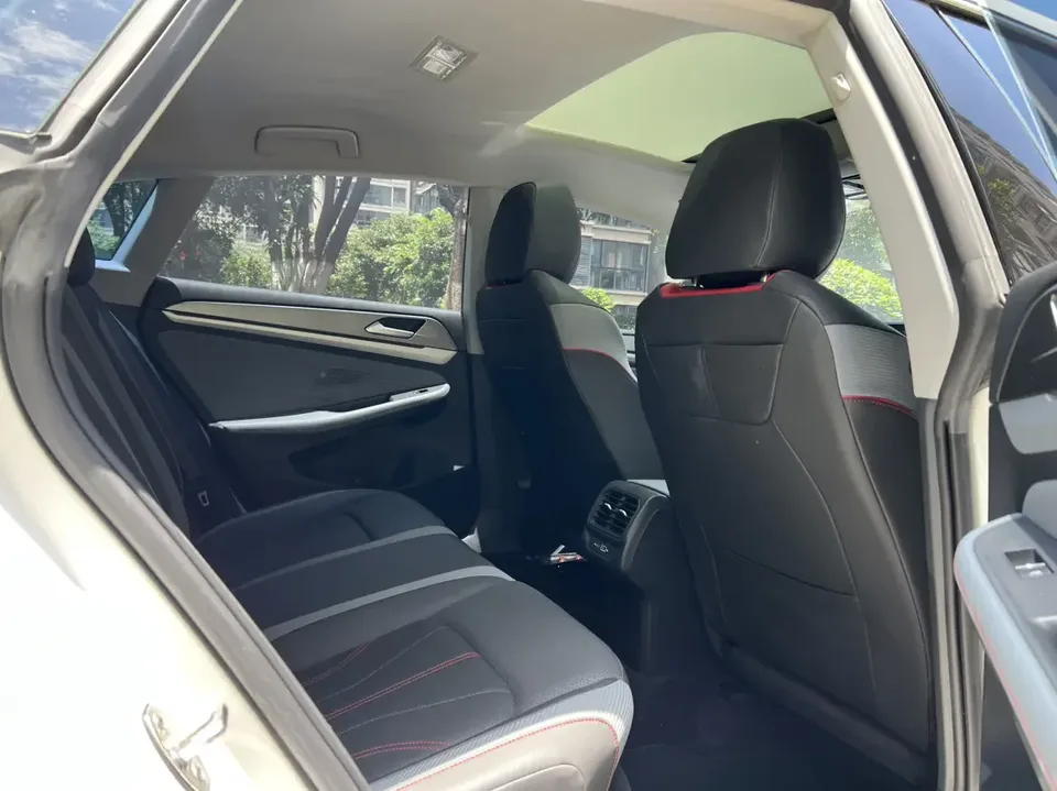 Volkswagen Lamando Lingdu 2023 Lingdu L 280TSI DSG Cool Edition 2023 — миниатюра 4