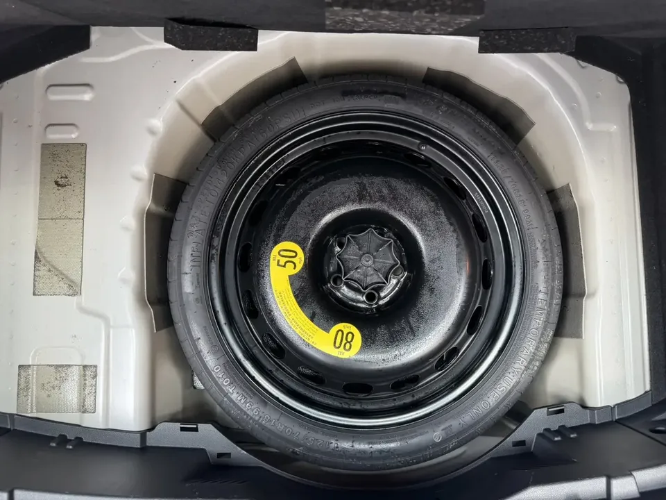 Volkswagen Explore the shadows Explore the shadows 2021 1.5L Automatic Smart Link Edition 2022 — thumbnail 4