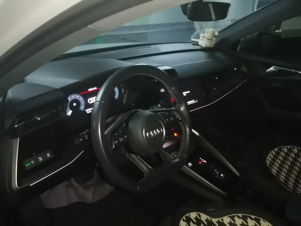 Audi A3 Audi A3 2023 A3L Limousine 35 TFSI Stylish Sports 2023 — миниатюра 4