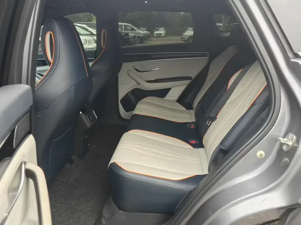 BYD Song PLUS DM Song PLUS DM 2023 DM-i Champion Edition 110KM Flagship 2023 — миниатюра 3