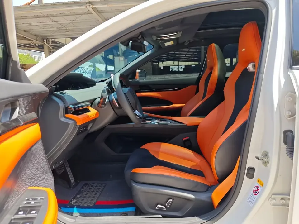 Changan UNI-V Changan UNI-V 2023 1.5T Premium 2023 — thumbnail 4