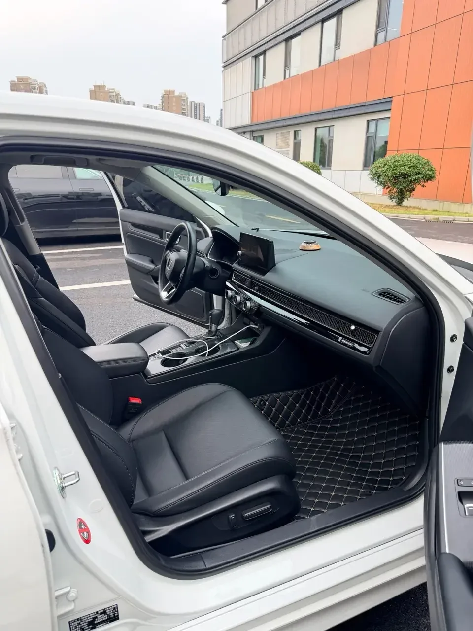 Honda Integra Style 2023 240TURBO CVT Smart Edition 2023 — thumbnail 5