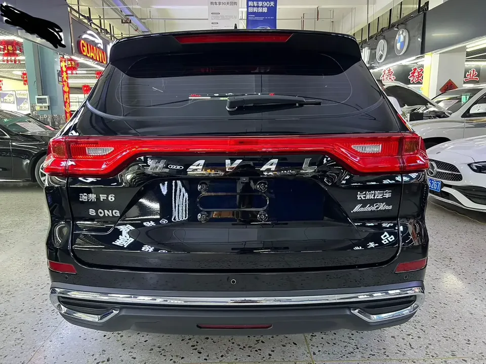 Haval M6 Haval M6 2023 PLUS 1.5T DCT Luxury Intelligent Connection 2023 — thumbnail 2