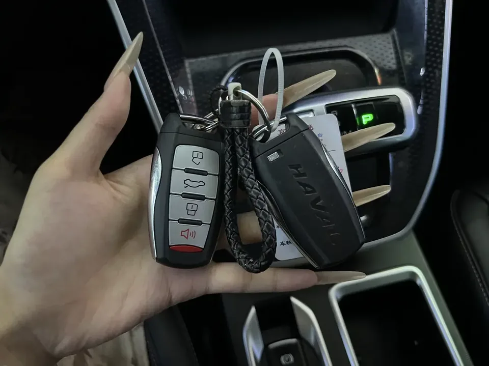 Haval M6 Haval M6 2023 PLUS 1.5T DCT Luxury Intelligent Connection 2023 — thumbnail 4