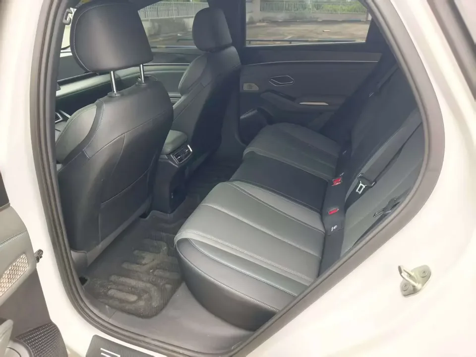 BYD Qin L DM Qin L DM 2024 DM-i 80KM Leading Type 2024 — миниатюра 3