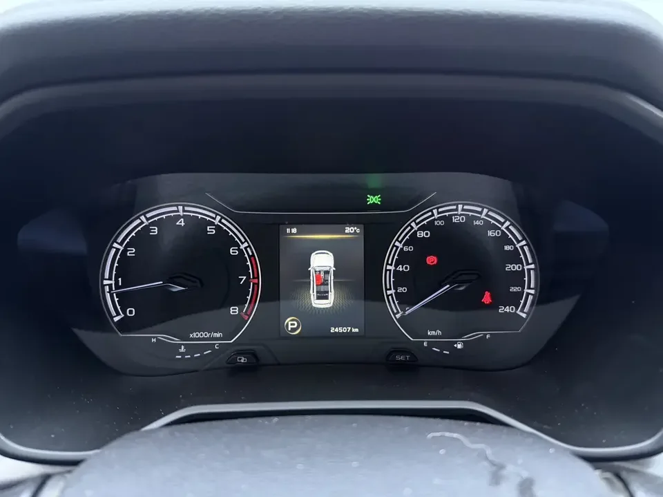 Geely Vision X6 Vision X6 2021 PRO 1.4T Automatic Premium 2023 — thumbnail 4