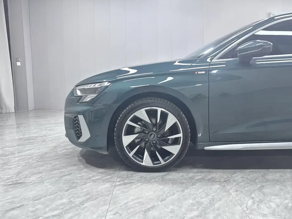 Audi A3 Audi A3 2022 A3L Limousine 35 TFSI Stylish Sports 2022 — thumbnail 3