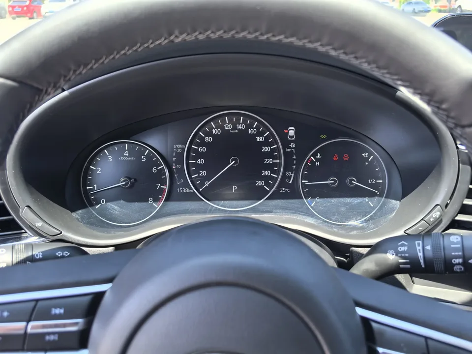 Mazda CX-30 Mazda CX-30 2021 2.0L Automatic Elegance 2022 — thumbnail 3