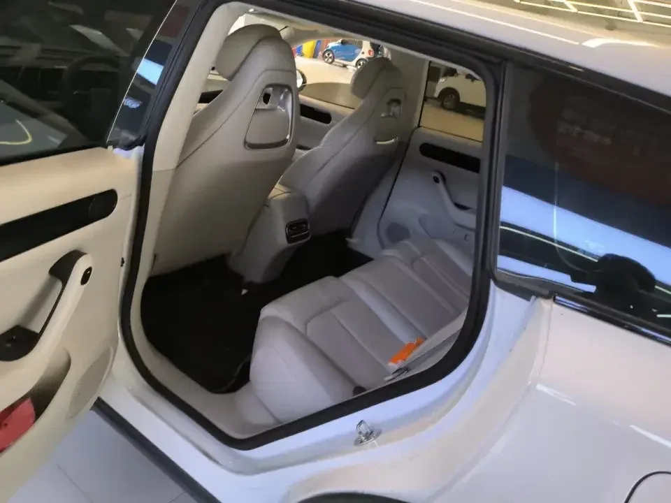 Leapmotor Zero running C11 Zero running C11 2023 Extended Range 180 Comfort Edition 2023 — thumbnail 3