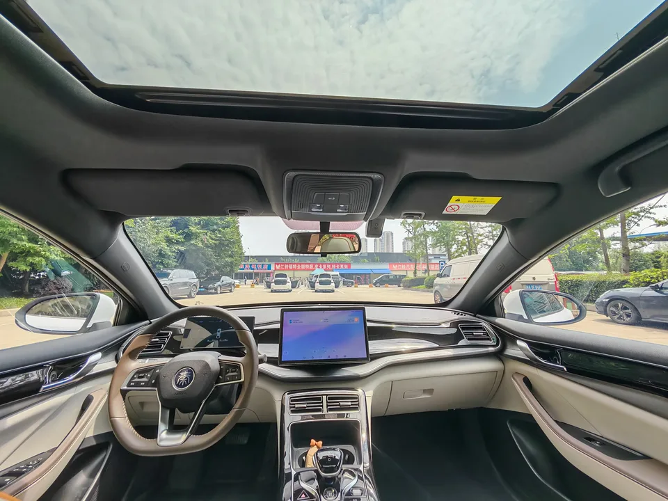 BYD Qin PLUS DM Qin PLUS DM 2023 DM-i Champion Edition 120KM Exceeding Type 2023 — thumbnail 3