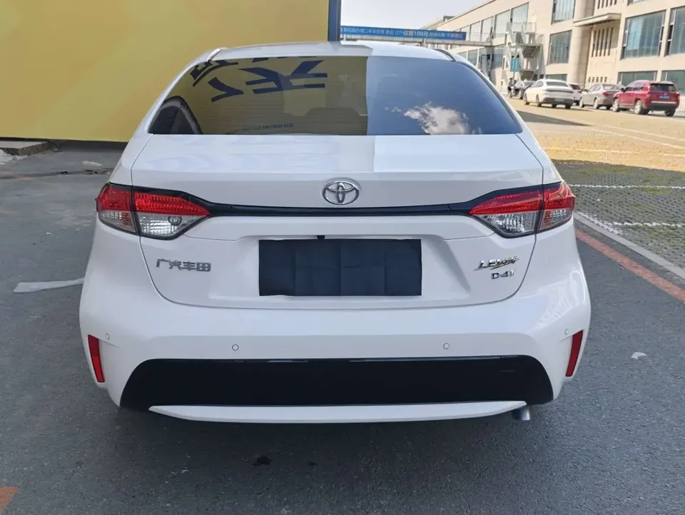 Toyota Levin Lei Ling 2022 185T CVT Deluxe Edition 2023 — thumbnail 2
