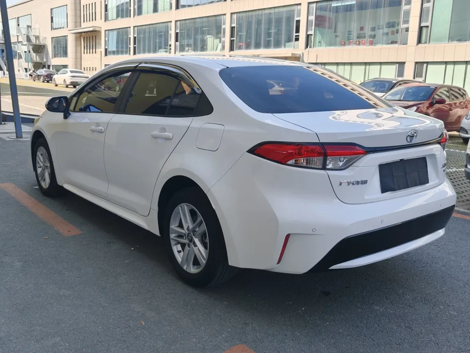 Toyota Levin Lei Ling 2022 185T CVT Deluxe Edition 2023 — thumbnail 4