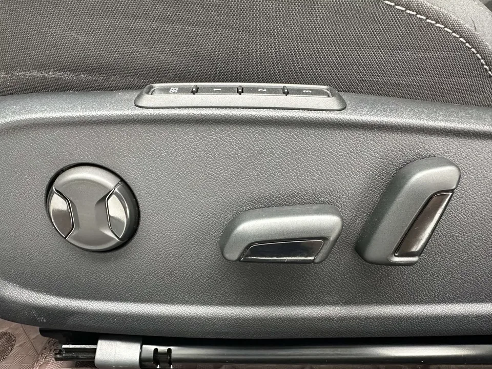 Volkswagen Golf golf 2023 280TSI DSG R-Line Lite 2022 — thumbnail 3