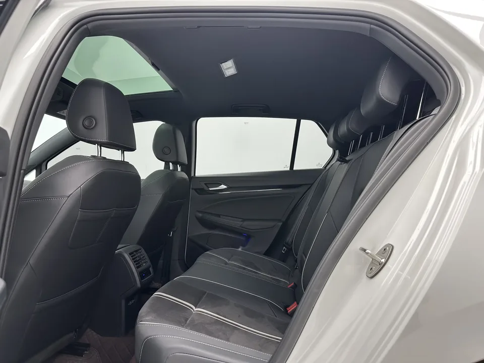 Volkswagen Golf golf 2023 280TSI DSG R-Line Lite 2022 — thumbnail 5