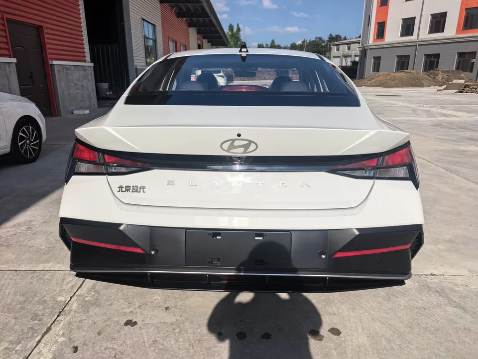 Hyundai Elantra Elantra 2026 1.5L CVT GLX Elite Edition 2025 — миниатюра 2