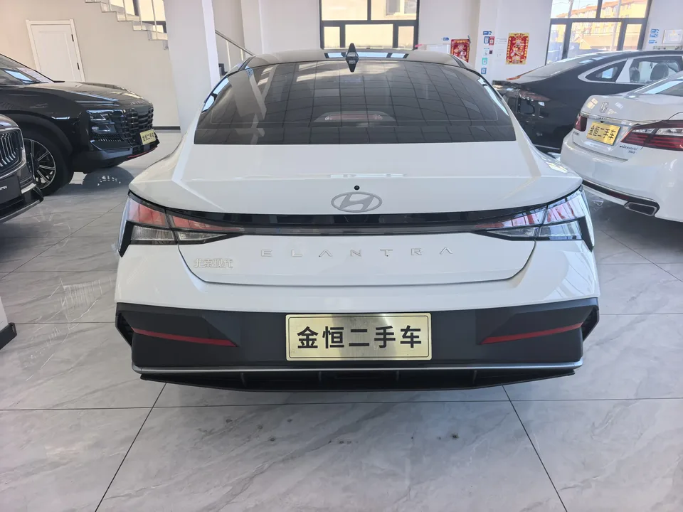 Hyundai Elantra Elantra 2026 1.5L CVT GLS Leading Edition 2025 — thumbnail 2