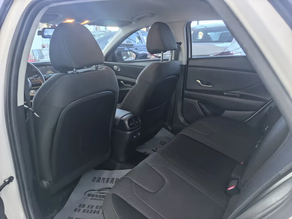Hyundai Elantra Elantra 2026 1.5L CVT GLS Leading Edition 2025 — thumbnail 3