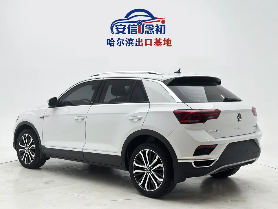 Volkswagen T-Roc TANG 2022 280TSI DSG 2WD Comfort PLUS 2022 — thumbnail 2