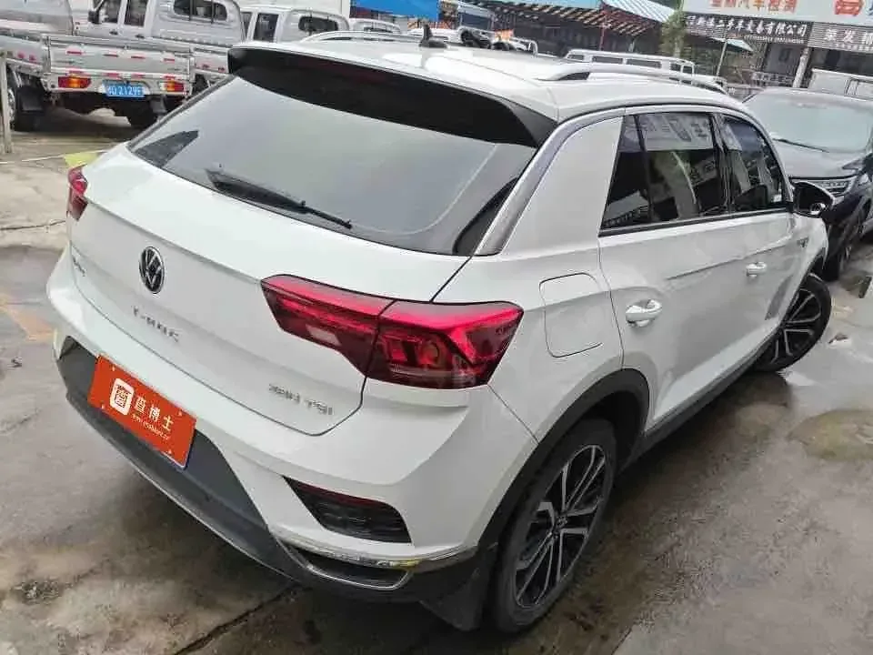 Volkswagen T-Roc TANG 2022 280TSI DSG 2WD Comfort PLUS 2022 — миниатюра 4