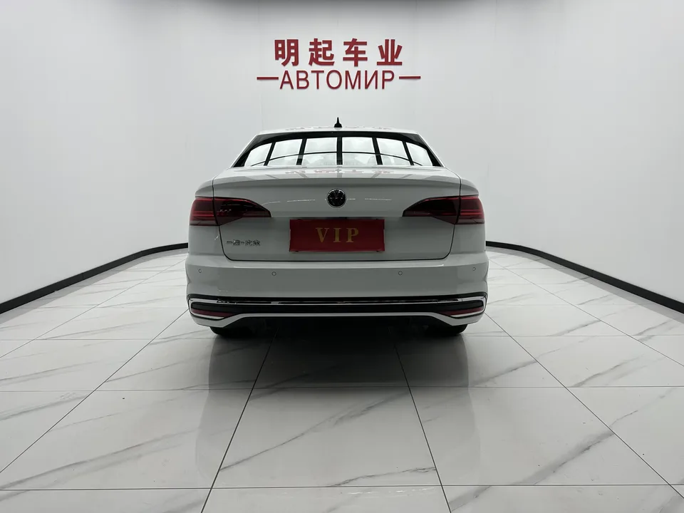 Volkswagen Bora Bora 2023 280TSI DSG Premium Edition 2022 — thumbnail 2