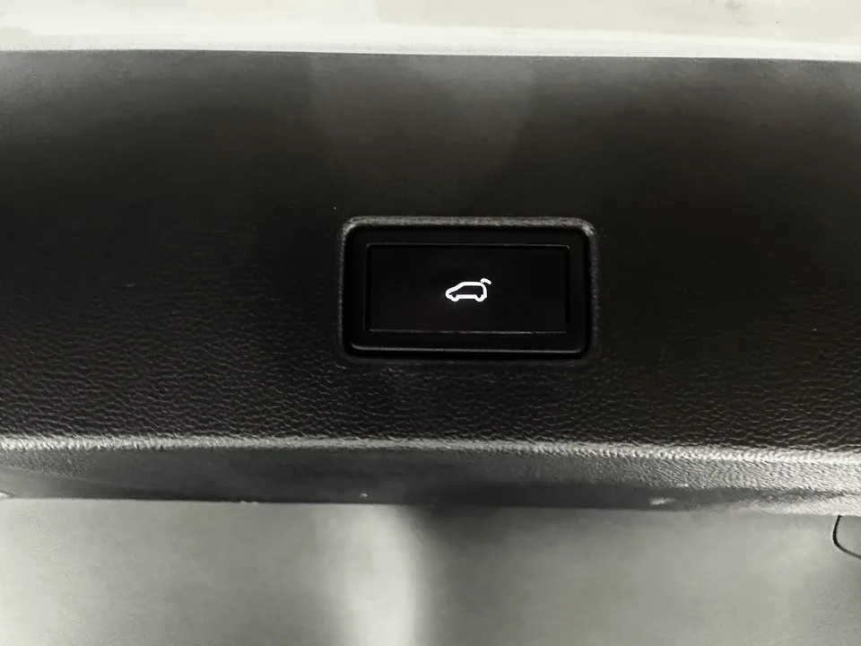 Volkswagen T-Roc TANG 2022 280TSI DSG 2WD Comfort PLUS 2023 — thumbnail 3
