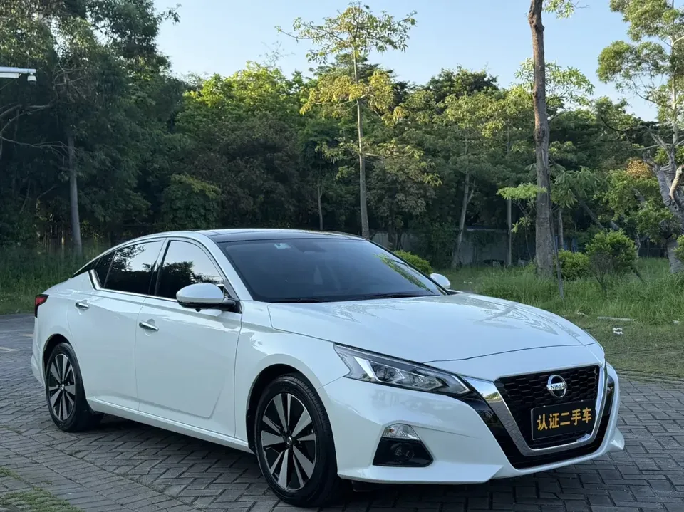 Nissan Altima Sound of nature 2020 Modified 2.0L XL Comfort Edition 2022 — thumbnail 3