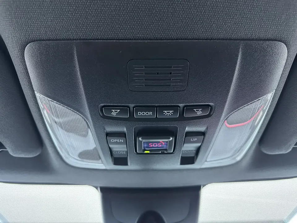 Toyota Levin Lei Ling 2023 185T Sports Edition 2023 — thumbnail 3