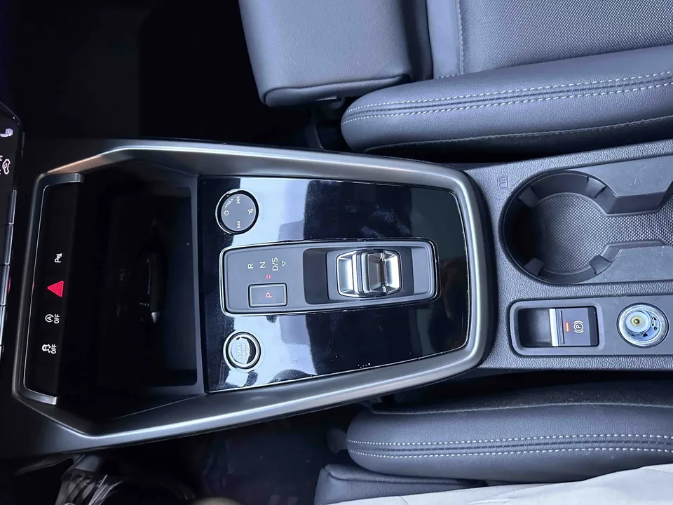 Audi A3 Audi A3 2022 A3L Limousine 35 TFSI Stylish Sports 2023 — thumbnail 5