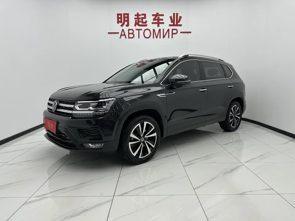 Volkswagen Tharu tuyue 2022 280TSI 2WD Deluxe Edition 2023 — photo 1, buy with delivery to Moscow